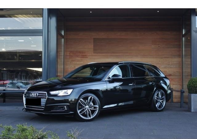 Foto - Audi A4